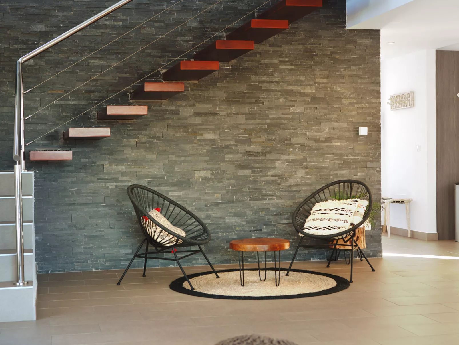 Modern Villa close to Costabella beach - Binnen