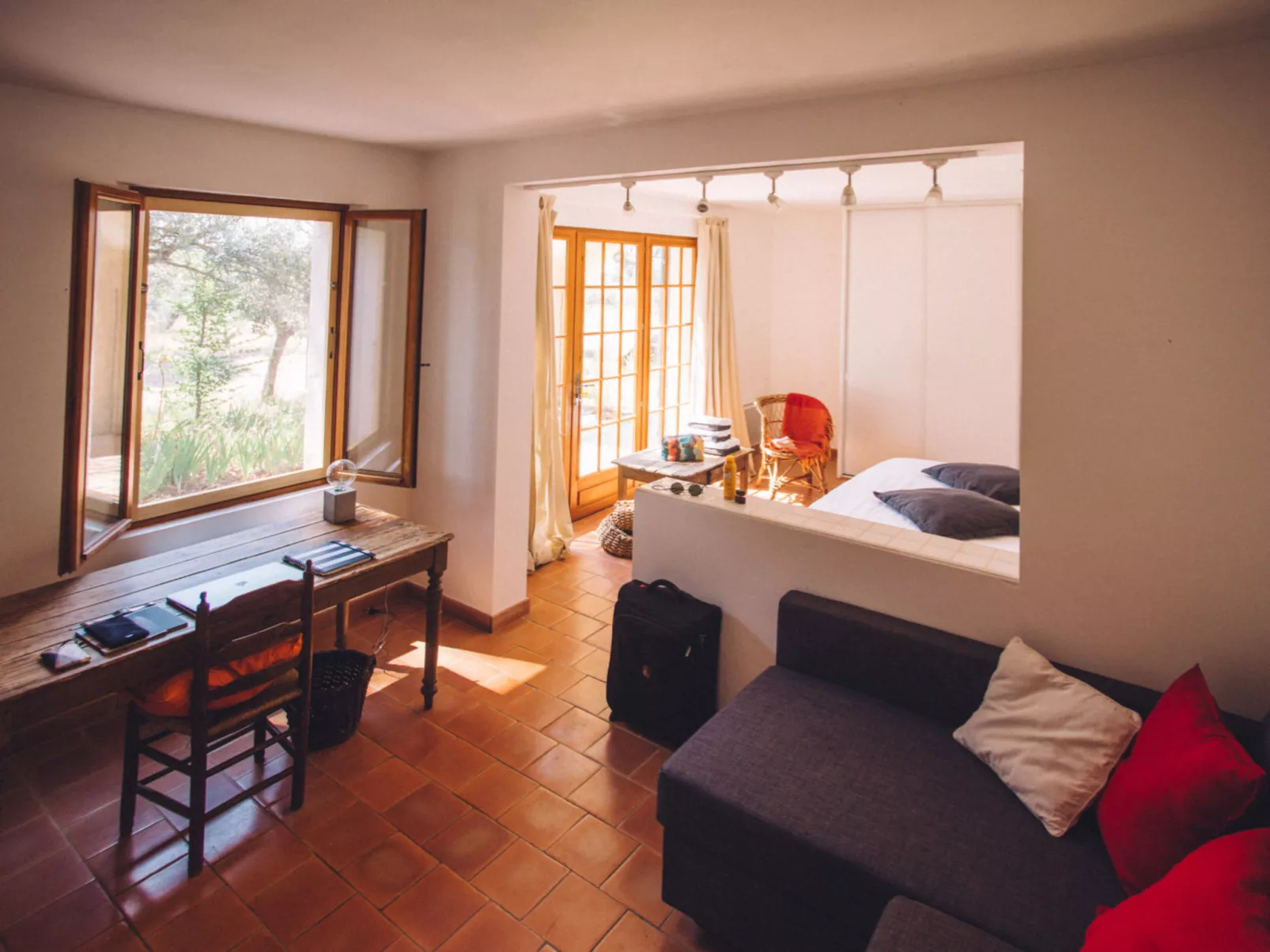 MAS DU PERIGOULIER - Binnen