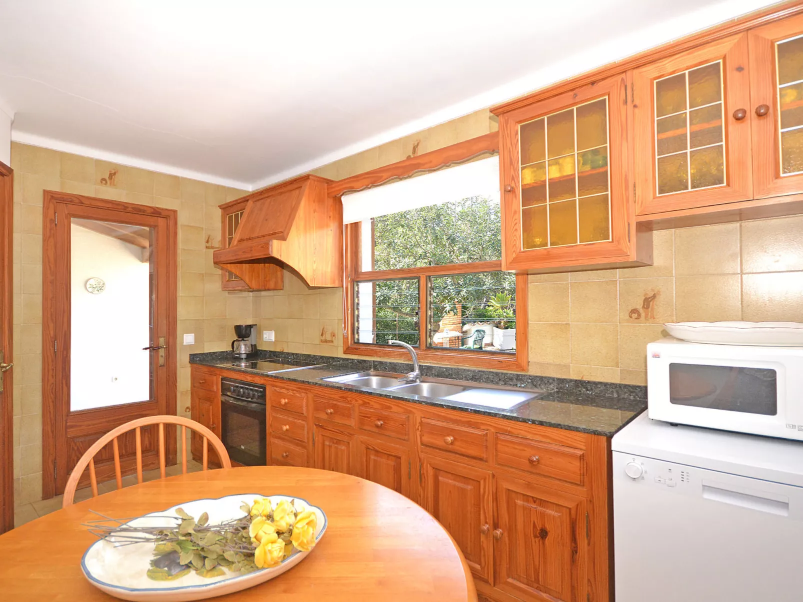 Spiros &quot-Camp Roig&quot- - Binnen