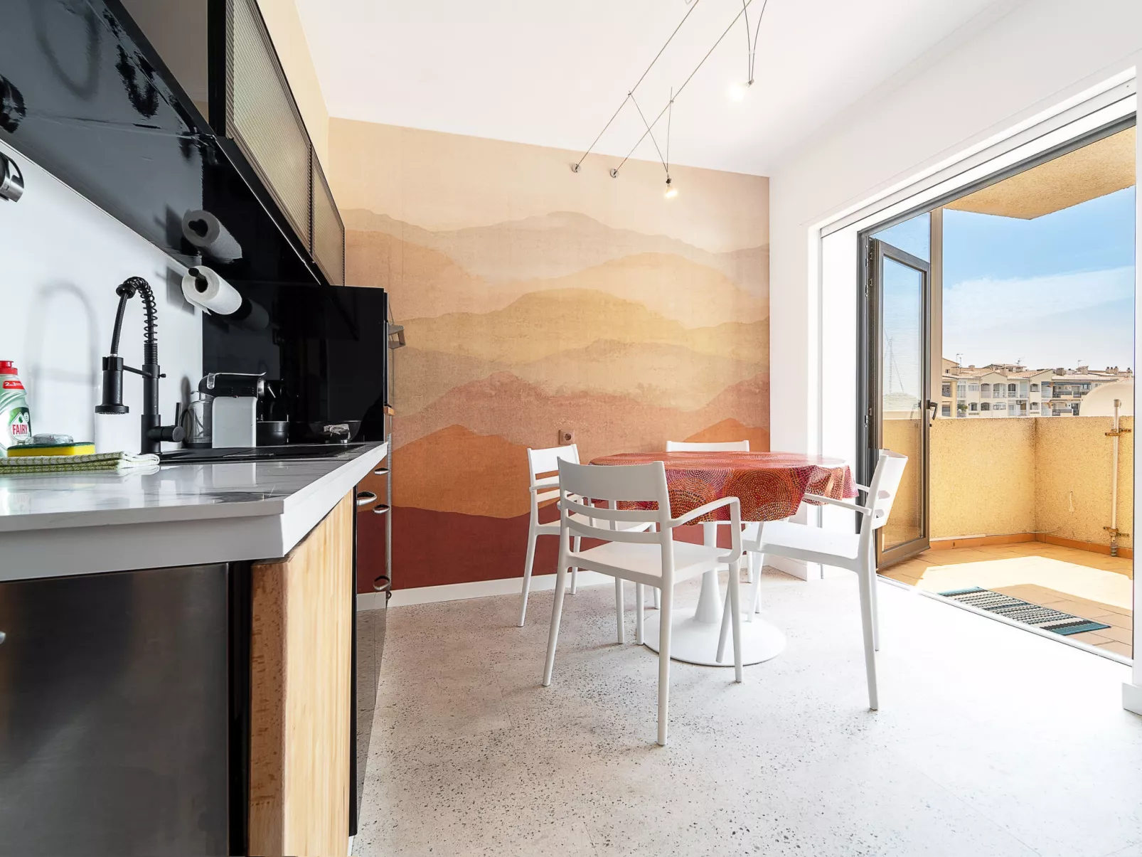 WELCS APARTAMENTO 158 EMP con vistas al canal - Binnen