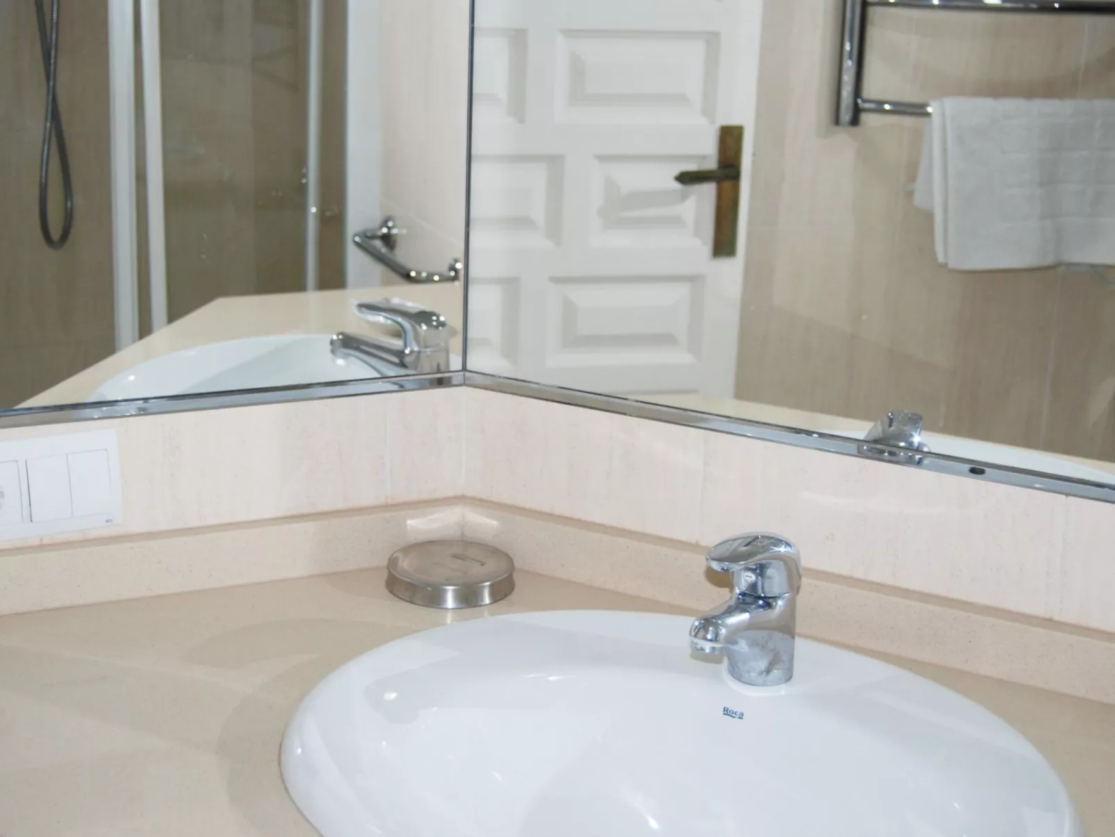 Los Pinos 25 Villas by Casasol - Binnen