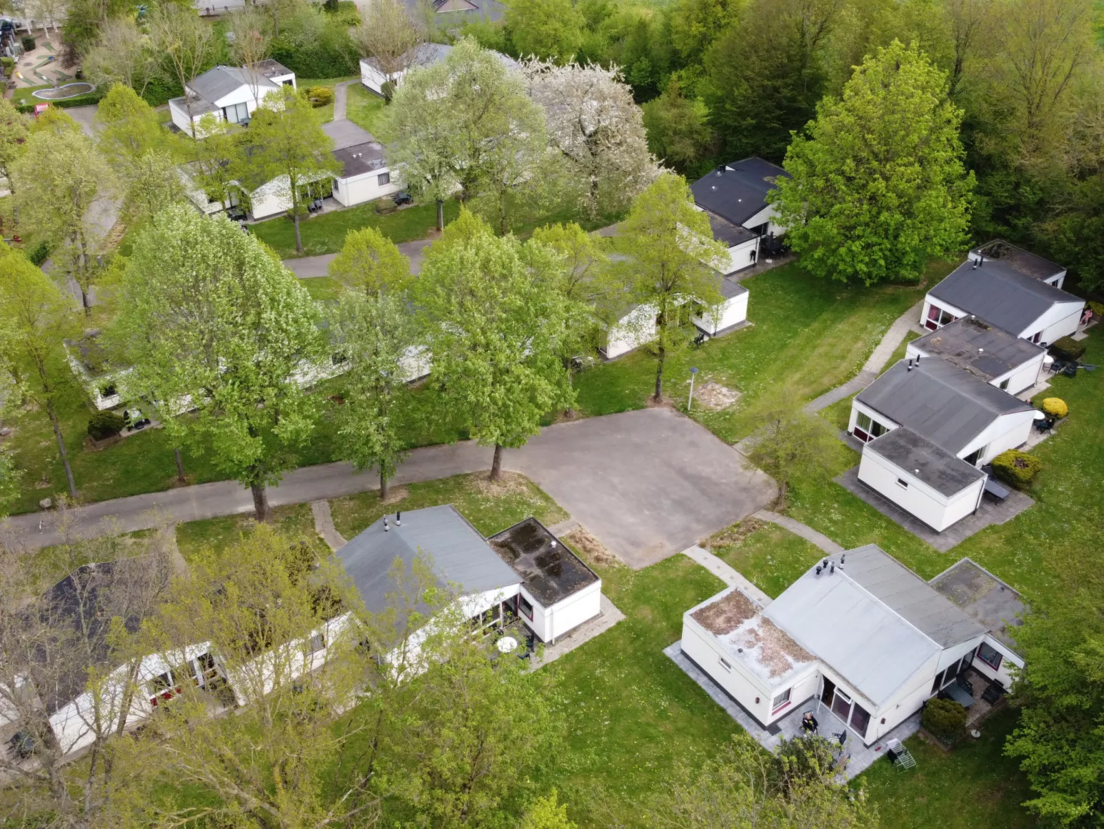 Bungalowpark Simpelveld - Schakel 6 - Buiten