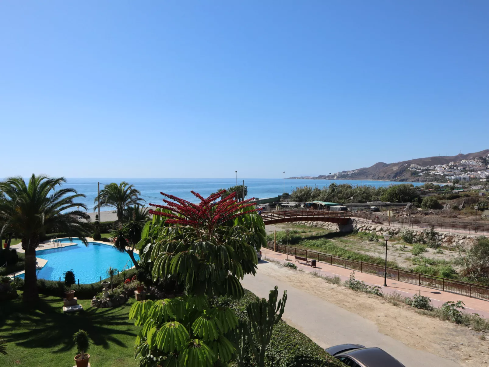 Stella Maris Beachfront 1B by Casasol - Buiten