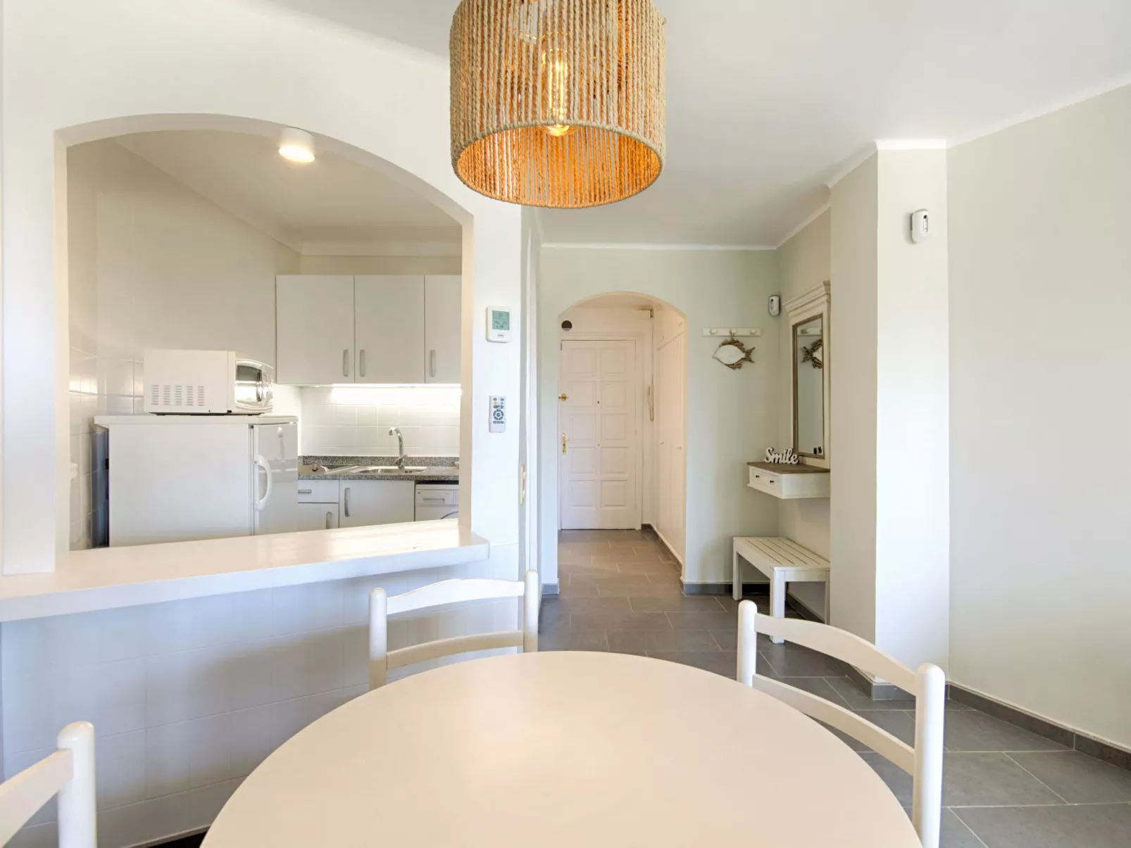 WELCS ESTUDIO PRECIOSO 049 EMP Frente al mar - Binnen