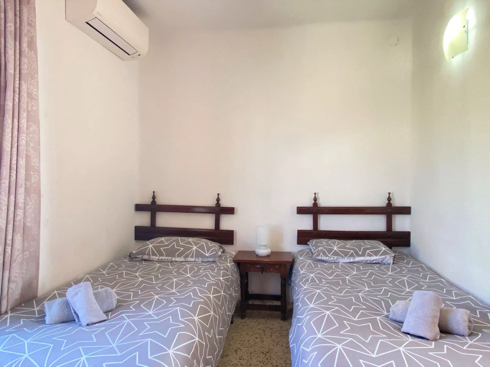 Los Naranjos 18B Capistrano Village by Casasol - Binnen