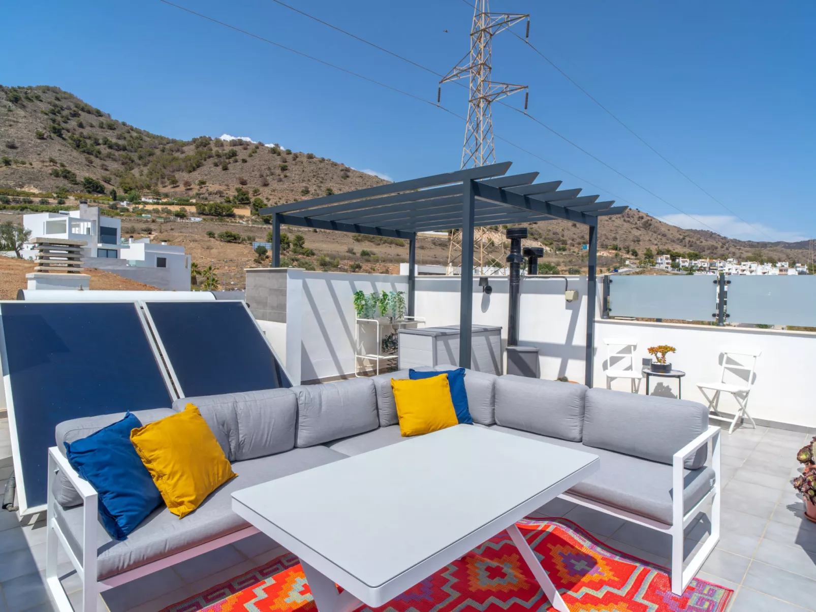 Villa Luxuria Private Pool by Casasol - Binnen