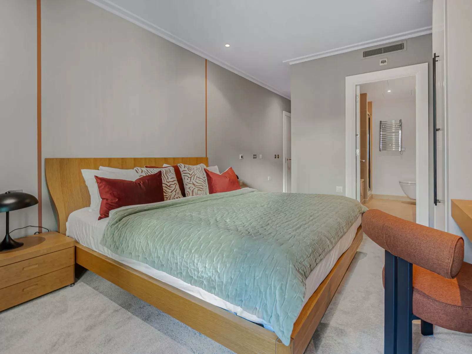 Discovery Apartments - Binnen