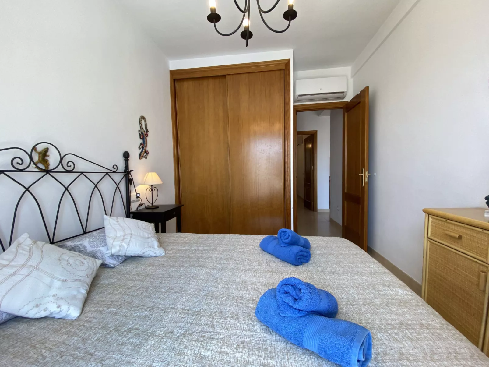 Chimenea Pinar 2 Apartment by Casasol - Binnen