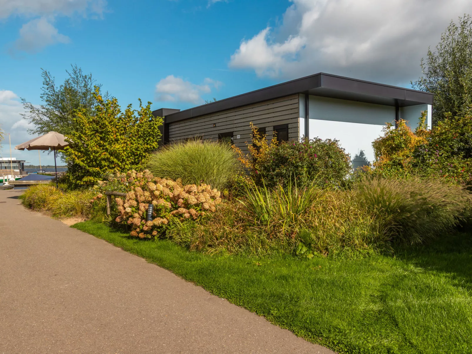 Vakantiepark Wiedense meren - Chalet Comfort - Buiten