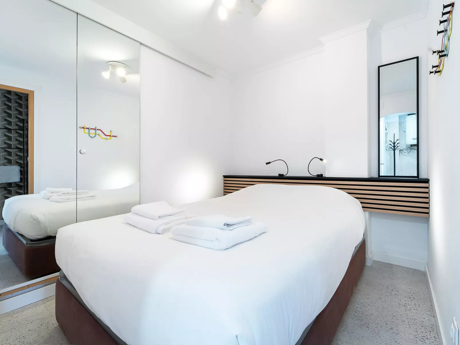 WELCS APARTAMENTO 158 EMP con vistas al canal - Binnen