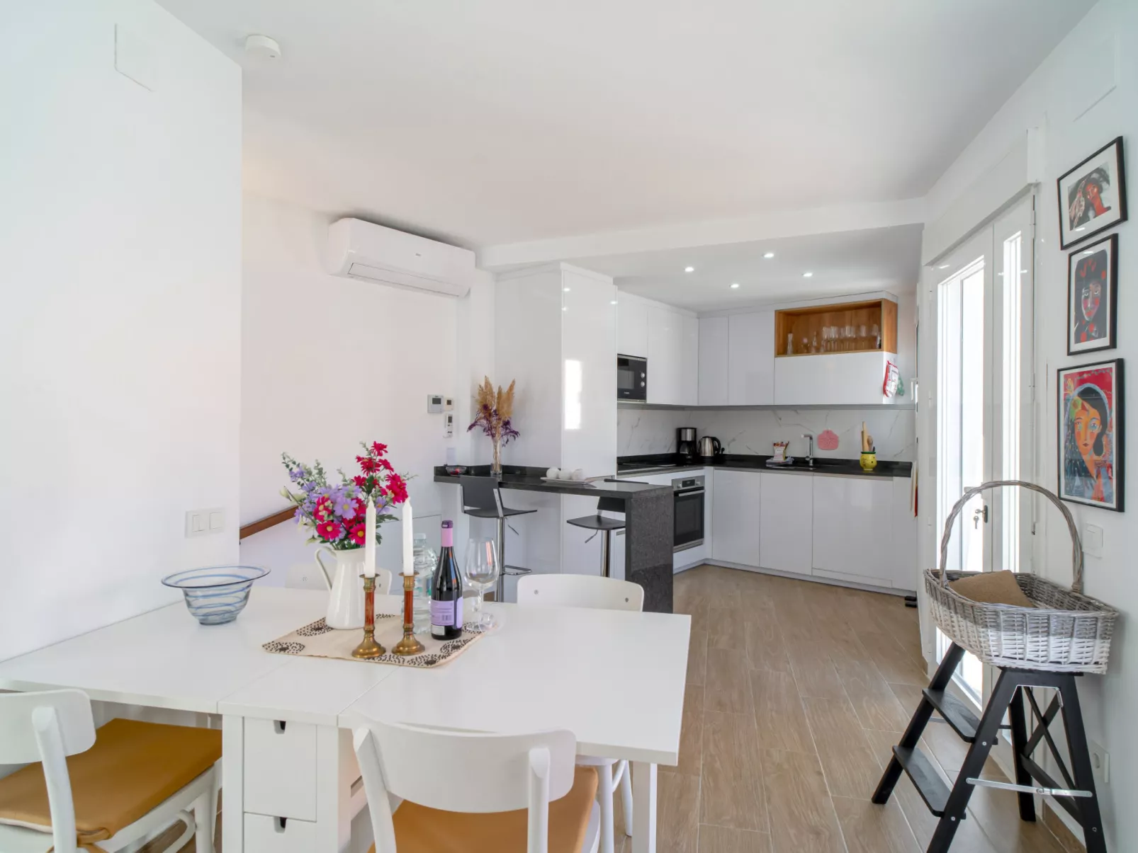 Casa Alegre by Casasol - Binnen