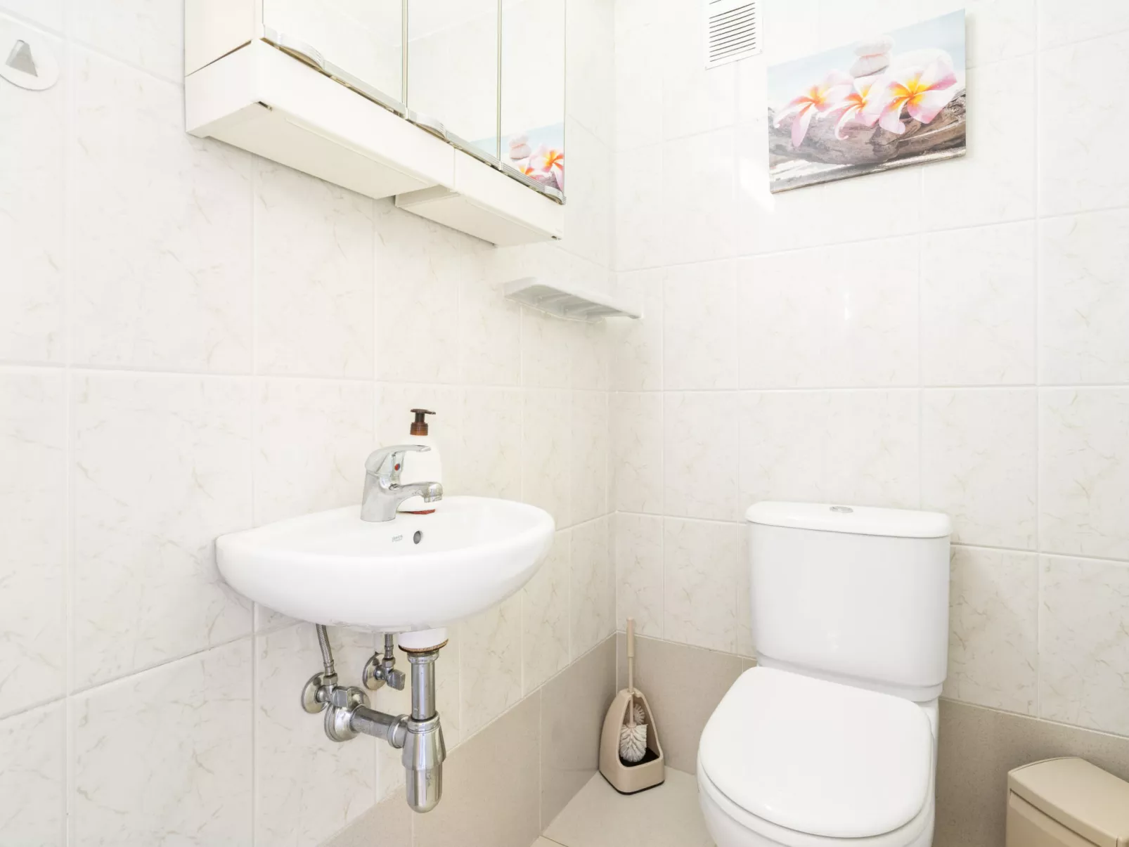 WELCS APARTAMENTO 227 EMP  con vistas al canal - Binnen
