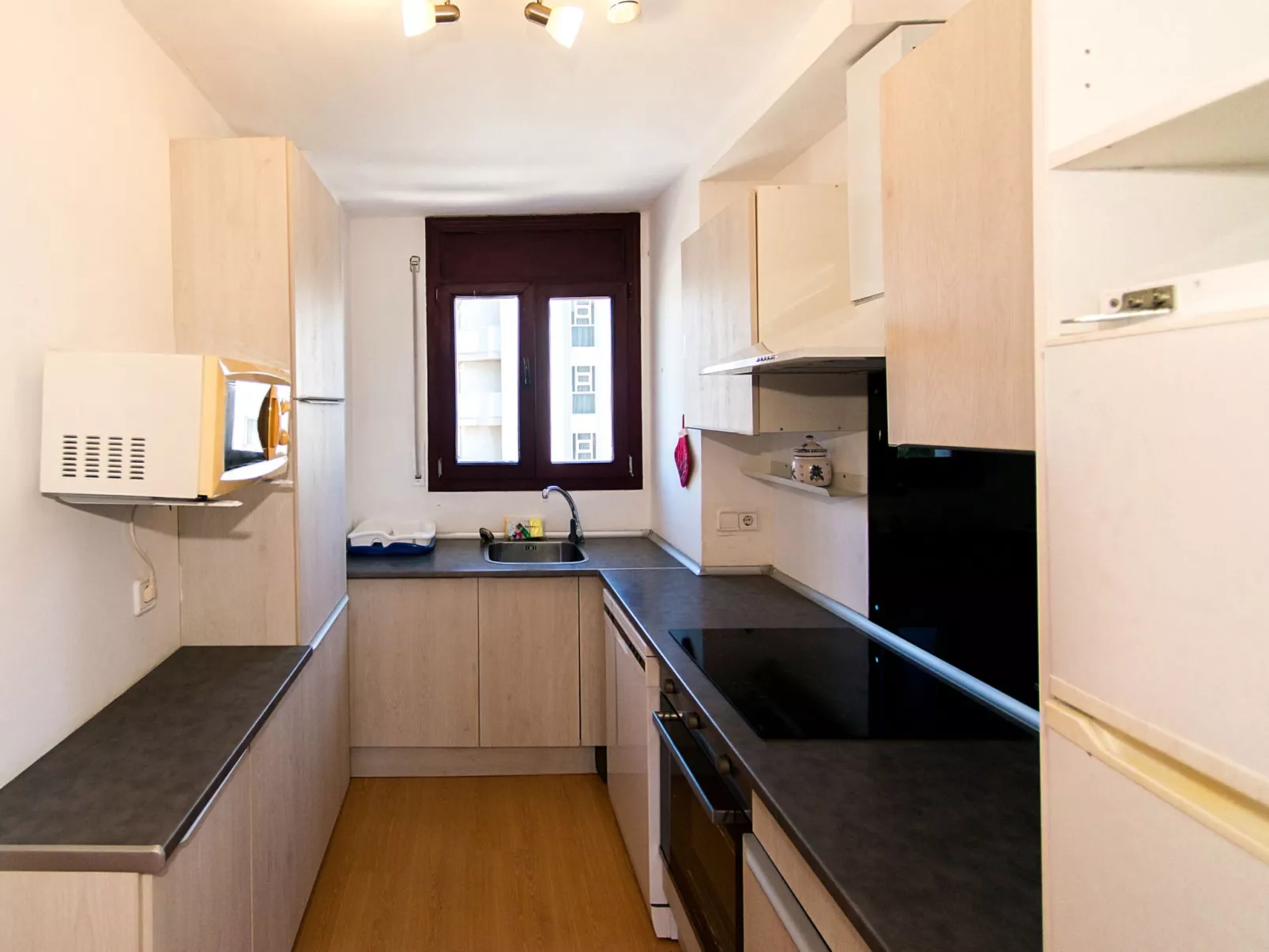 WELCS APARTAMENTO 265 EMP cerca de la playa - Binnen