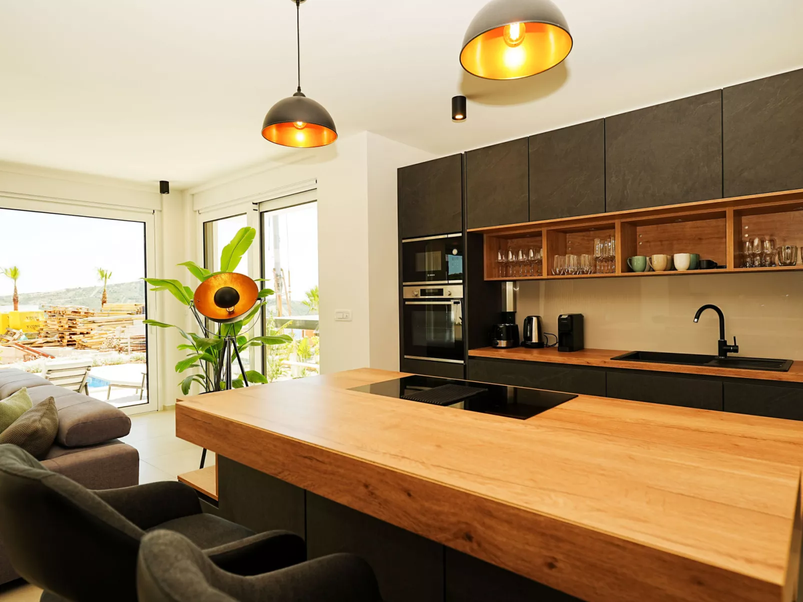 Primosten Hills - North - Binnen