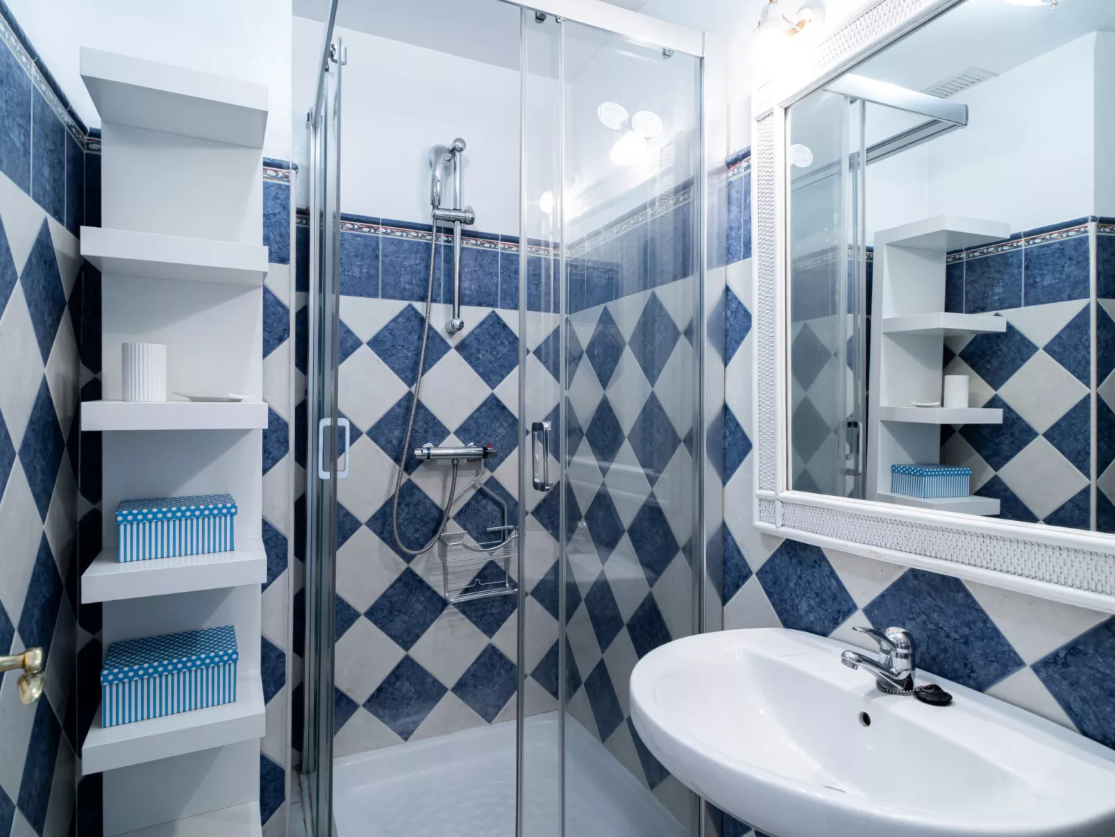 Granada 46 Centro by Casasol - Binnen