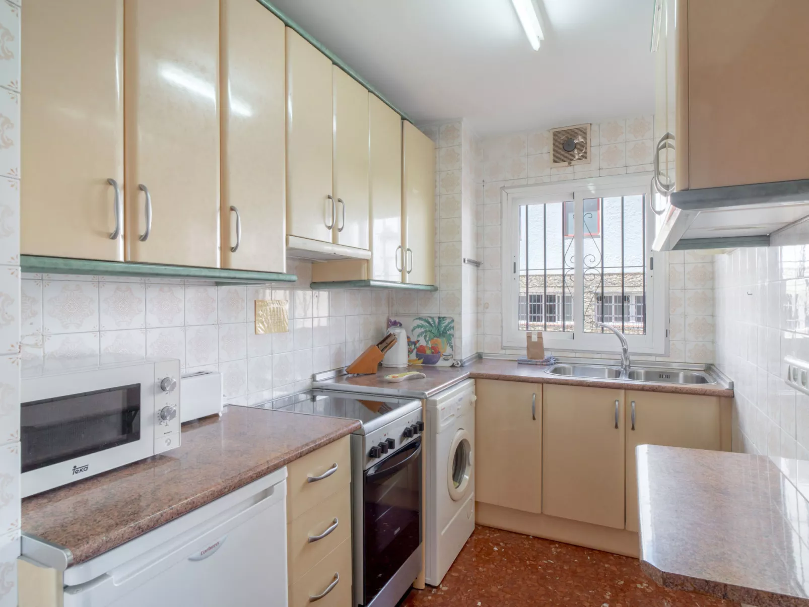 Acapulco Apartment 7 by Casasol - Binnen