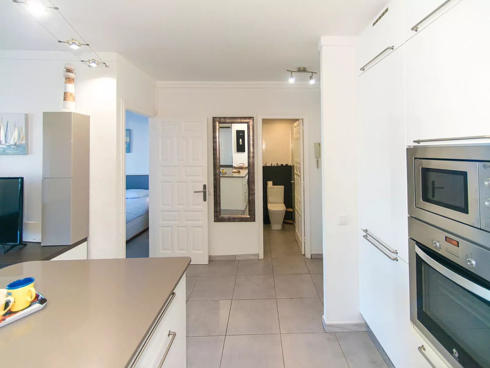 WELCS APARTAMENTO 059 EMP con vista al canal - Binnen