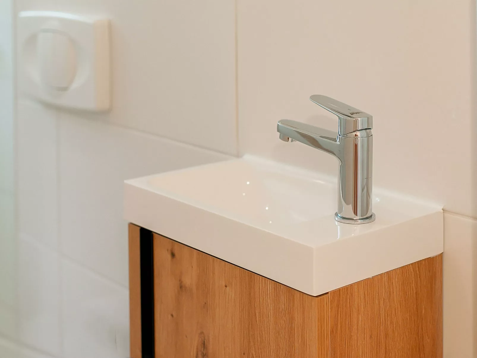 WELCS APARTAMENTO 263 EMP con vistas al canal - Binnen