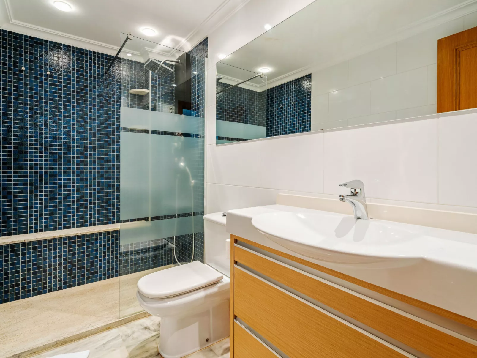 WELCS APARTAMENTO 080 EMP cerca de la playa - Binnen