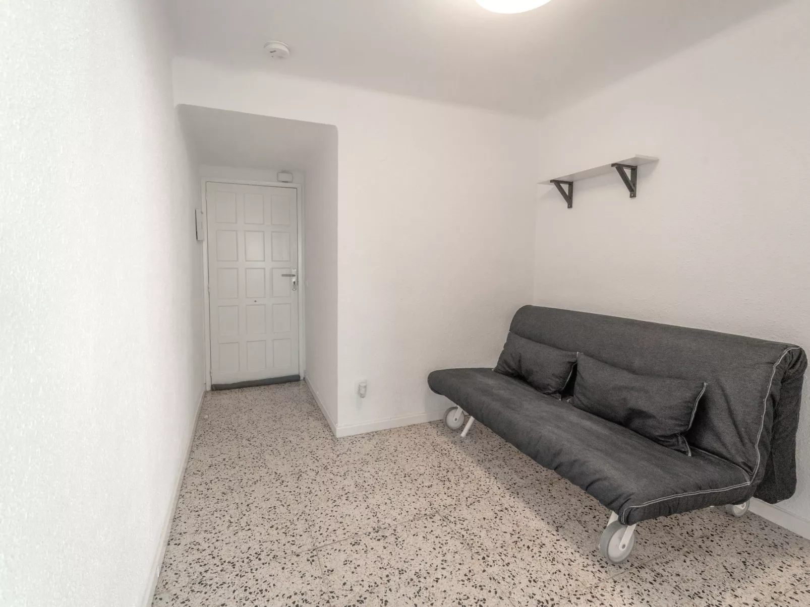 WELCS ESTUDIO 120 EMP cerca del mar - Binnen