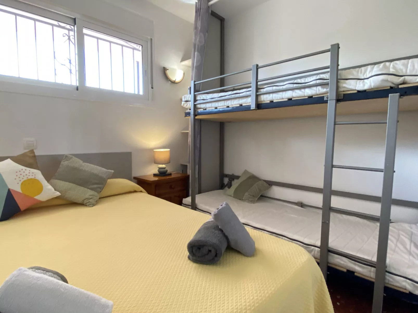 Acapulco Apartment 16 by Casasol - Binnen