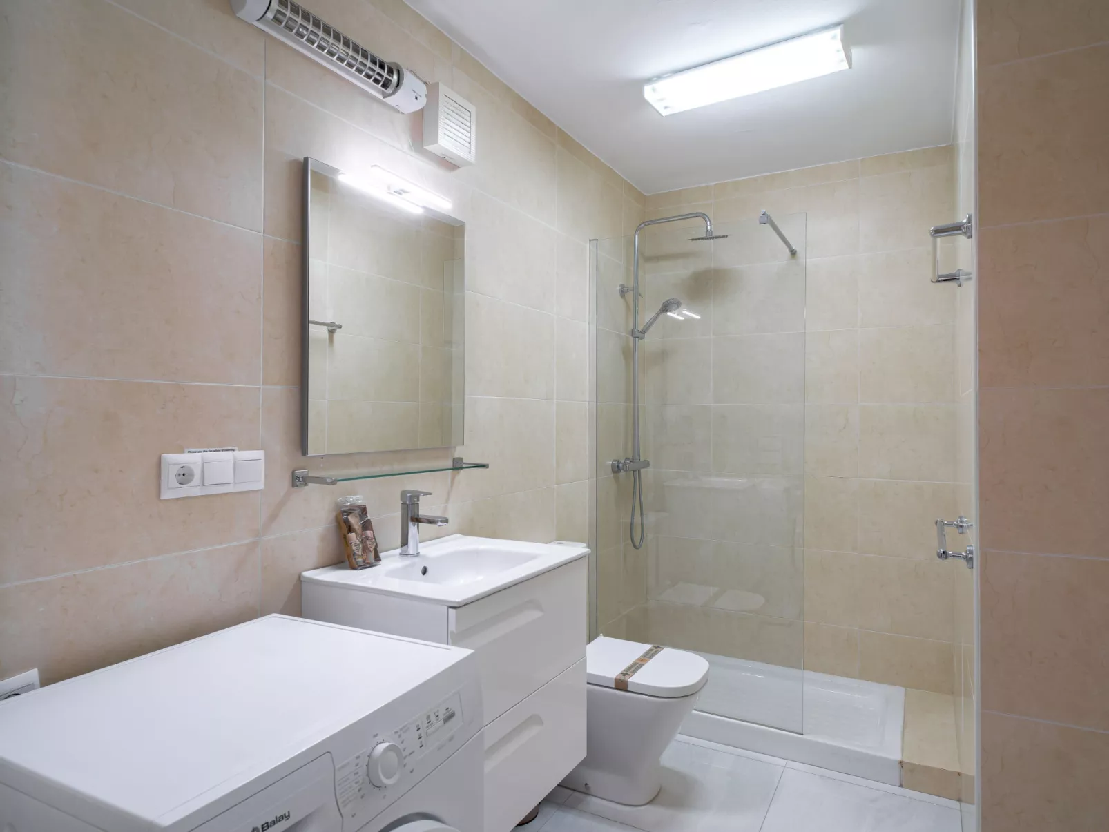 Capistrano Playa 201 by Casasol - Binnen