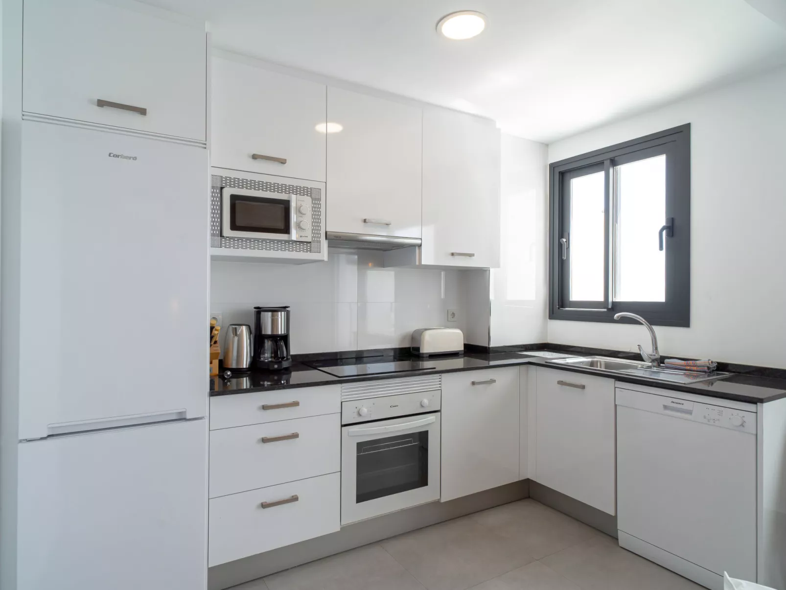 Terrazas de Ladera Duplex 9 by Casasol - Binnen