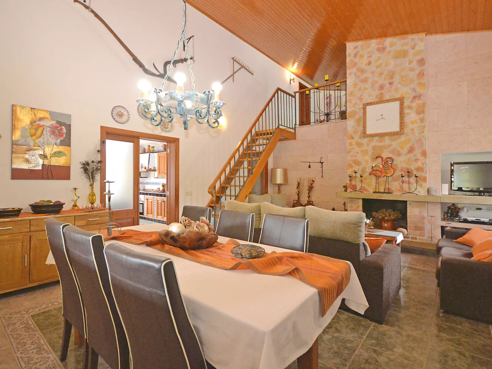 Ca na rossa - Binnen