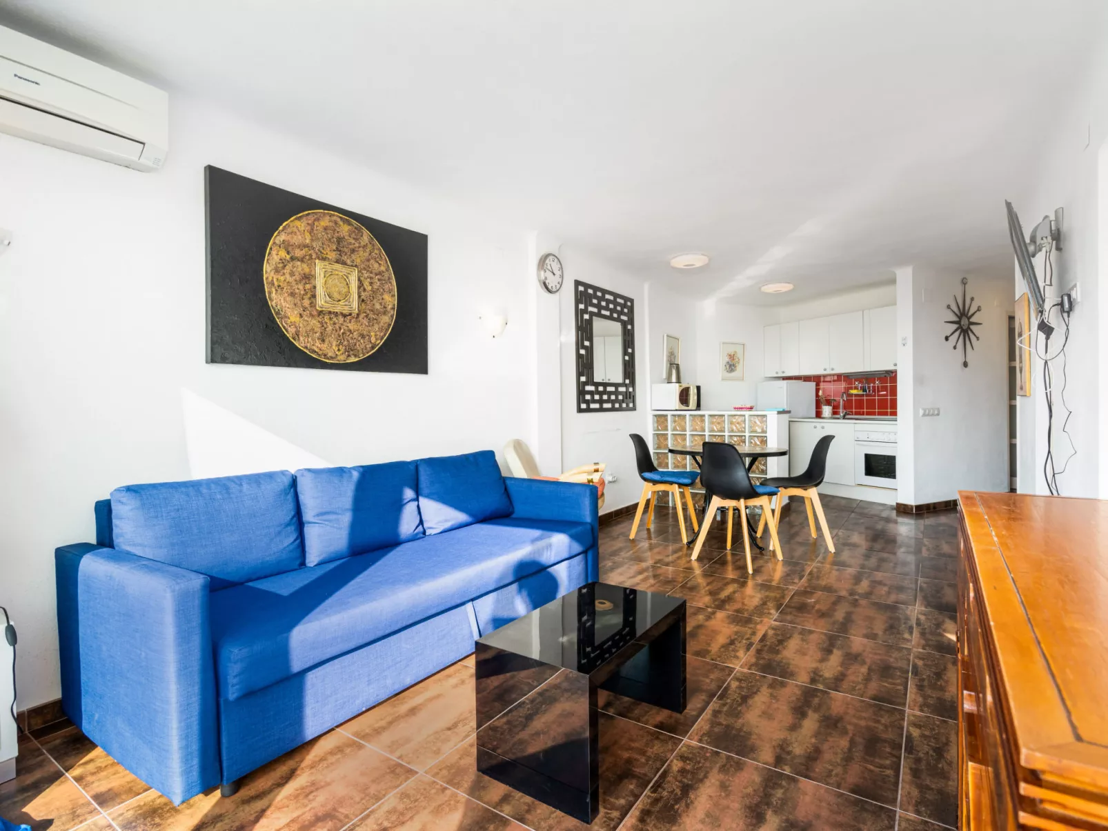 WELCS APARTAMENTO 221 EMP frente al mar - Binnen