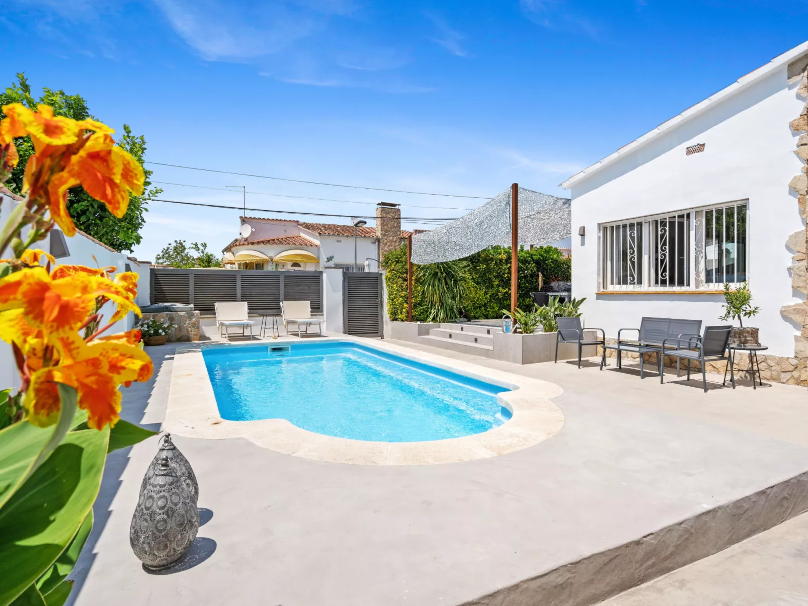 WELCS APARTAMENTO 091 EMP con piscina - Buiten