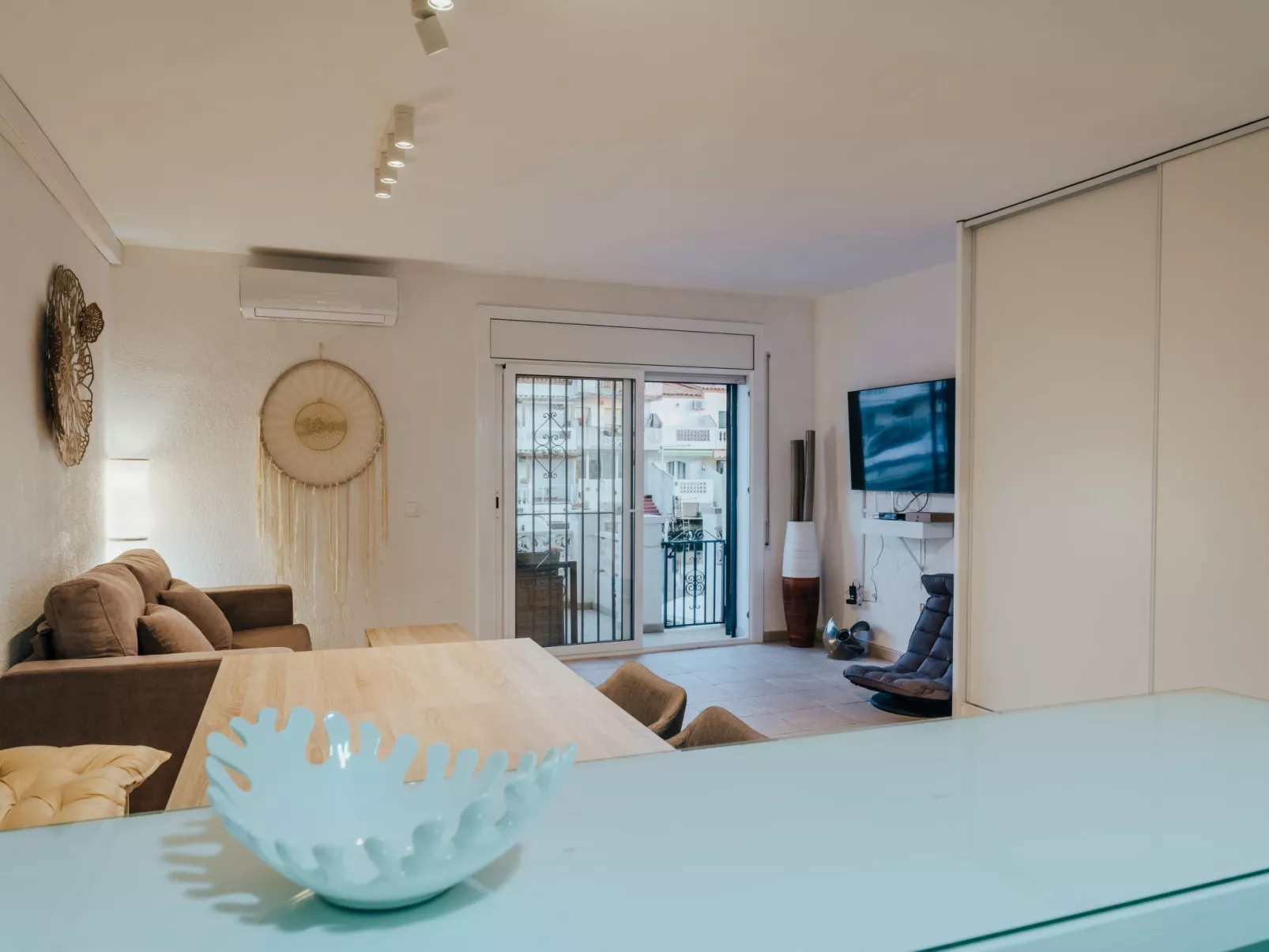 WELCS APARTAMENTO 199 EMP frente al Canal - Binnen