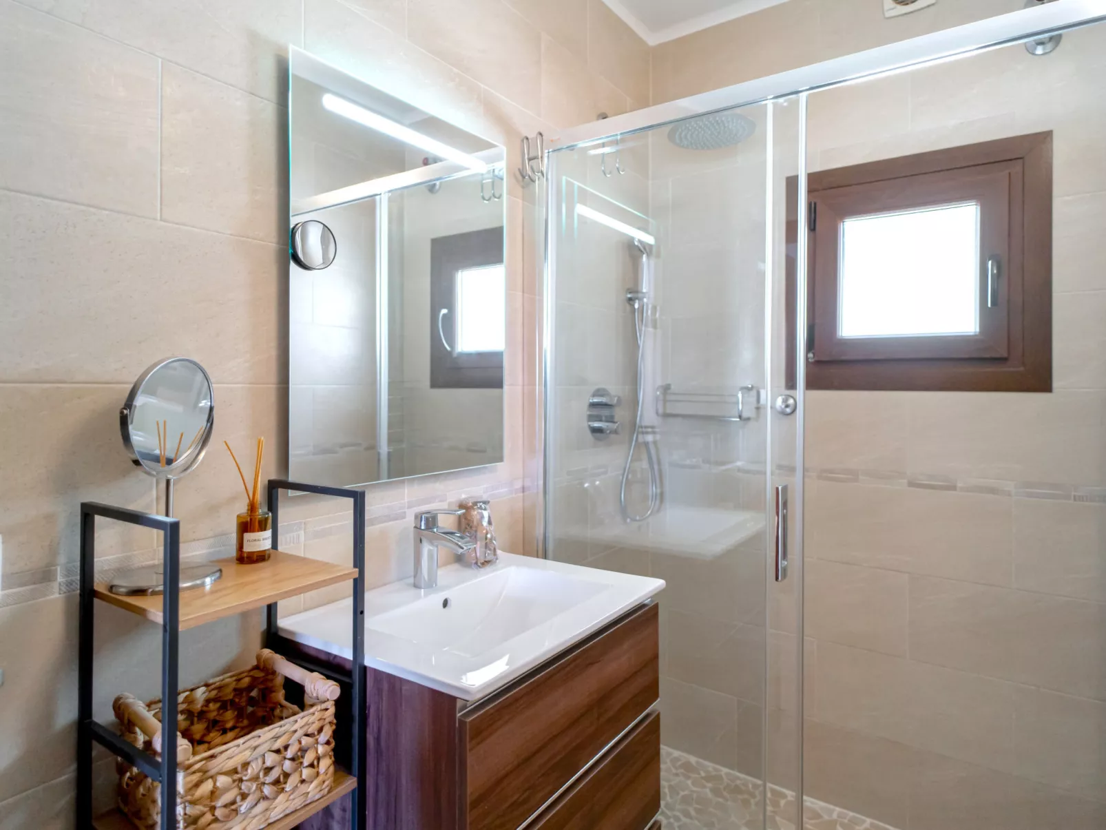 Hibiscos 72 Deluxe by Casasol - Binnen