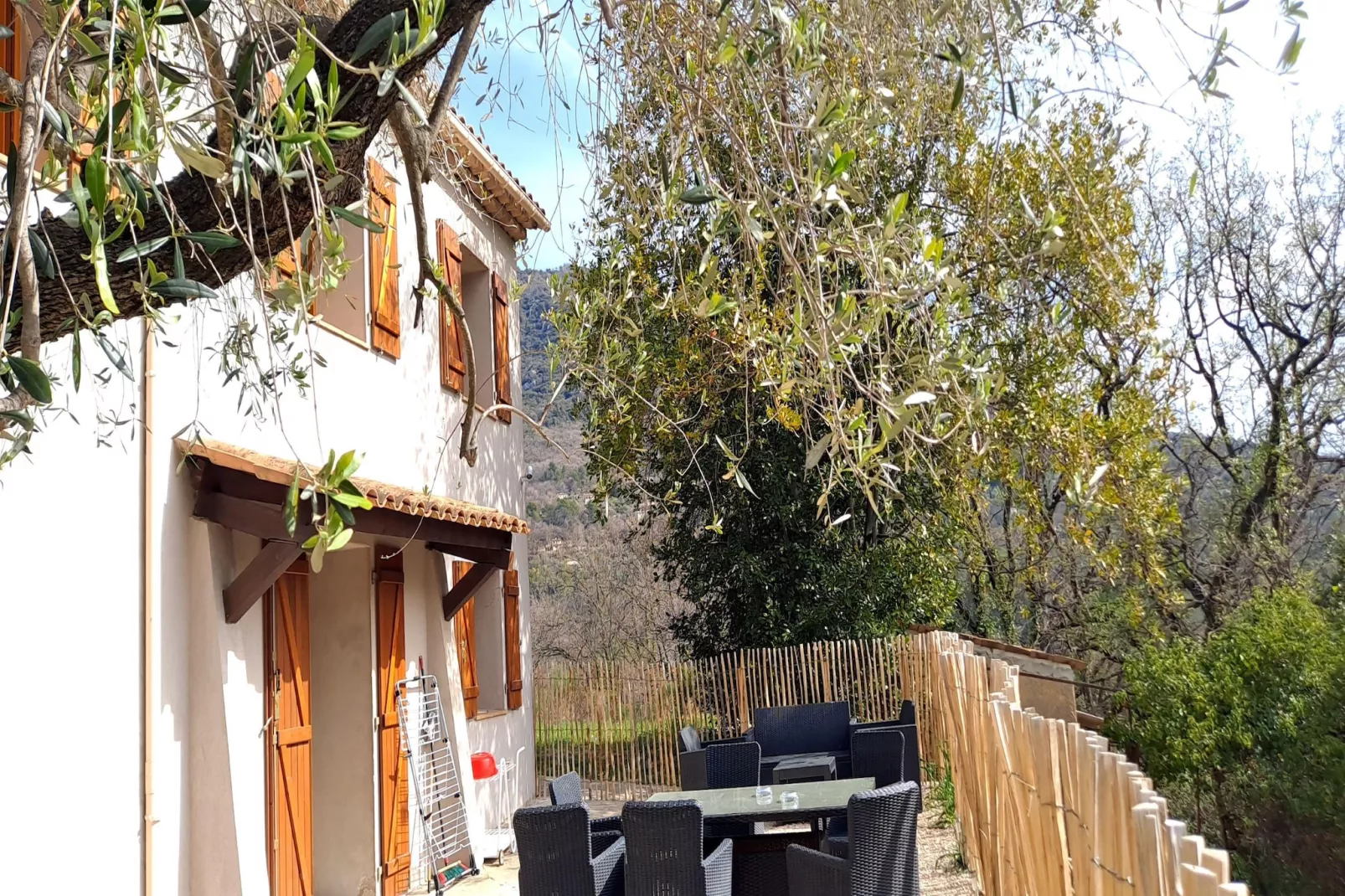 La Maison du Paysan - Buitenkant zomer