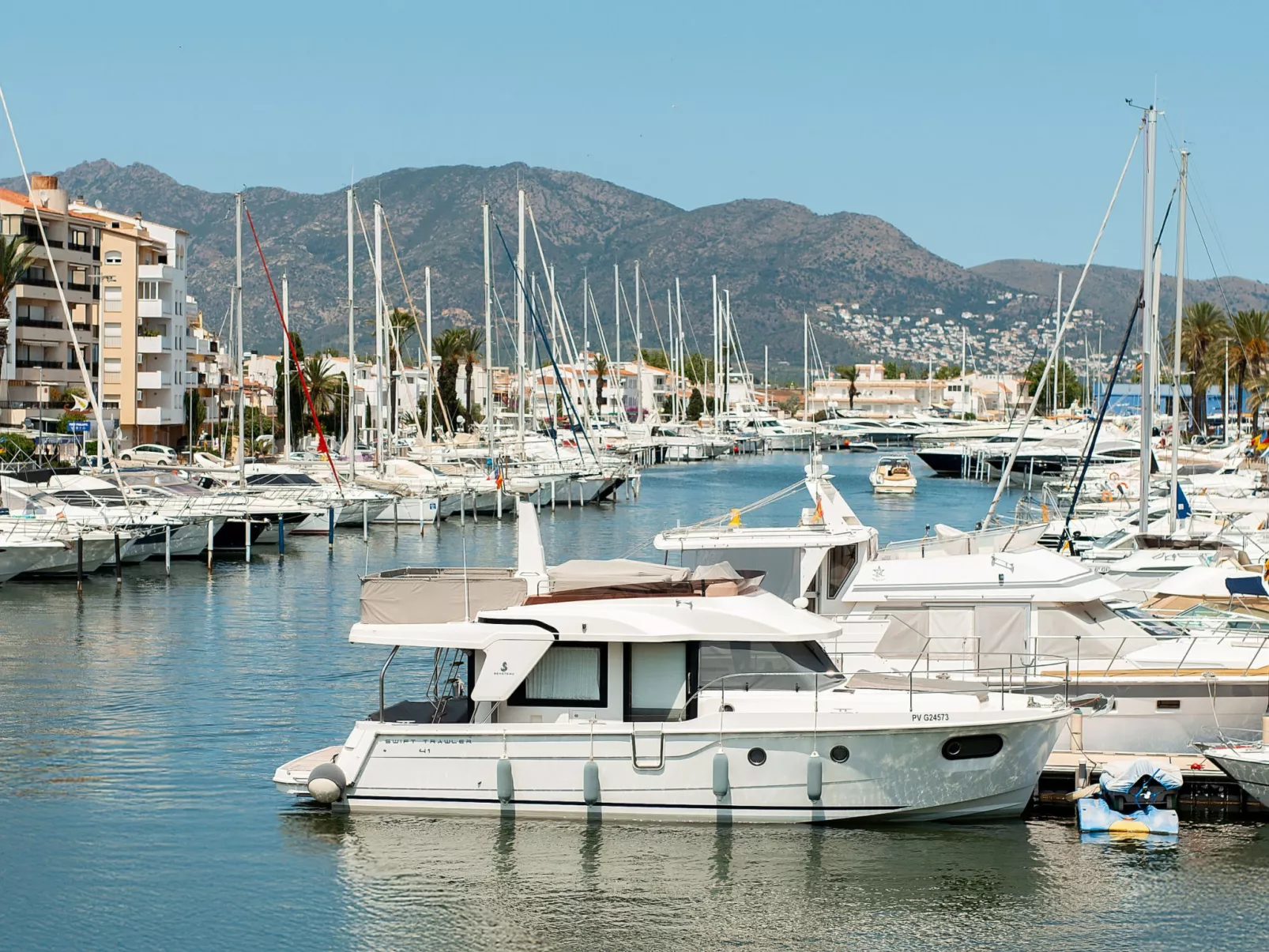 WELCS APARTAMENTO 263 EMP con vistas al canal - Buiten