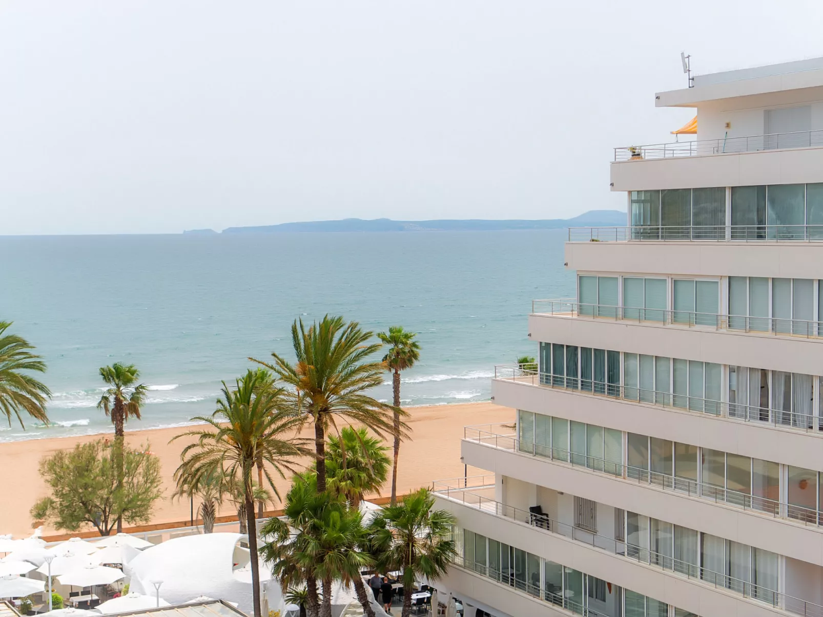 WELCS APARTAMENTO 255 EMP con terraza con vista - Buiten