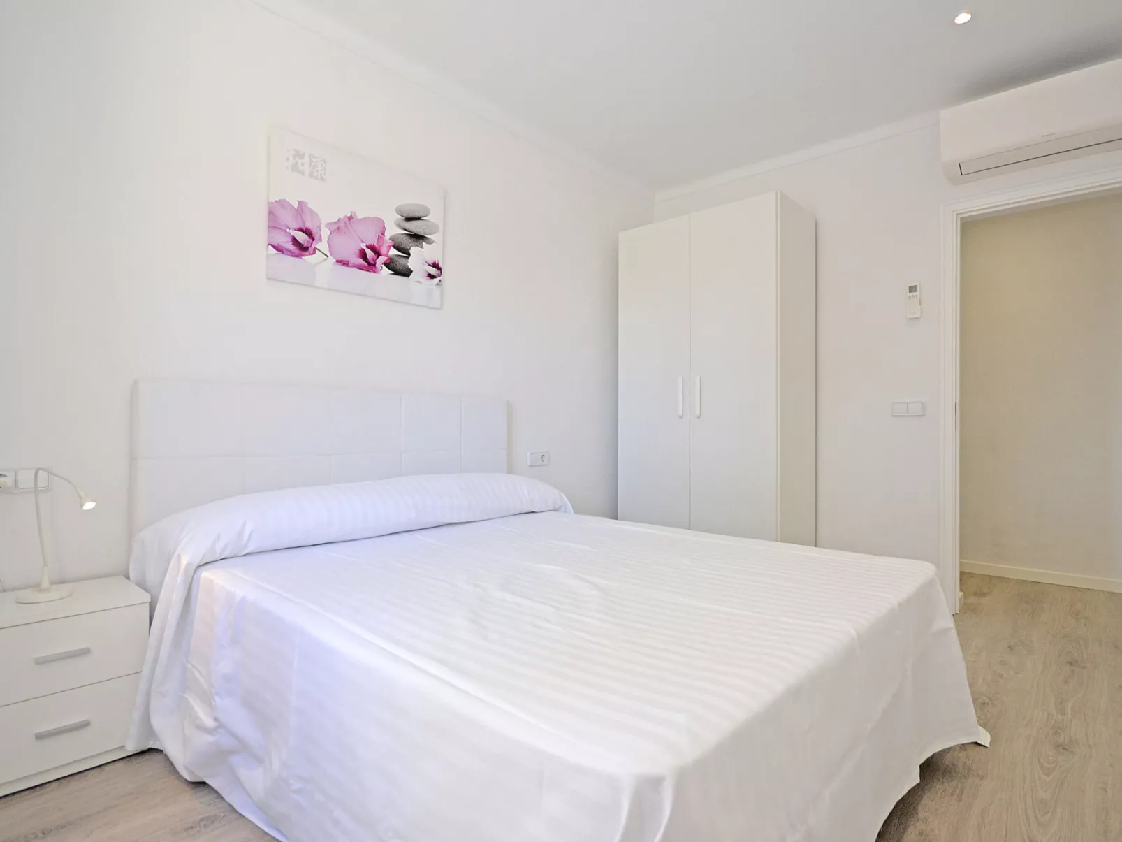 Pinocha (Villa Anglessos) - Binnen