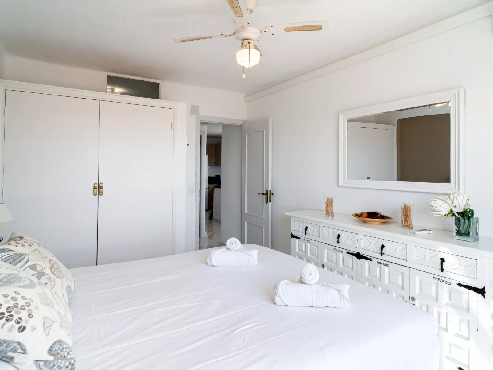 Miami 44 Seaview  by Casasol - Binnen