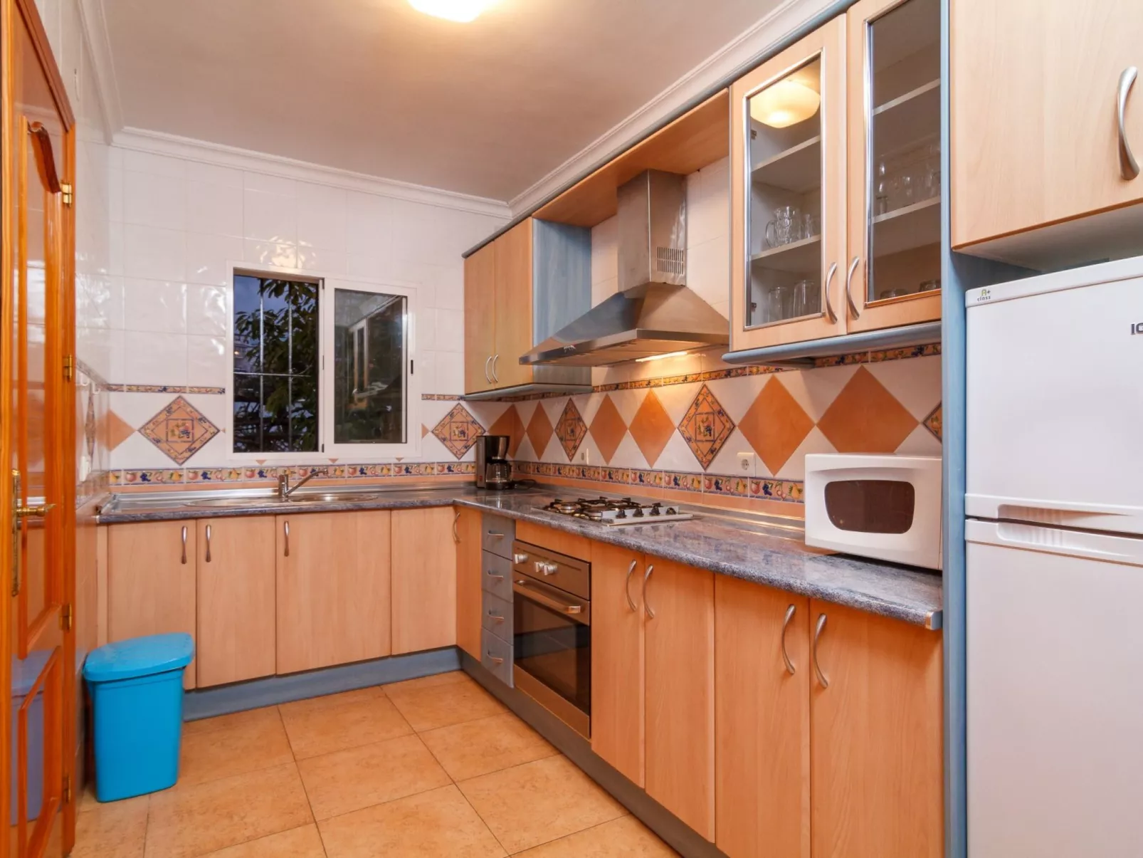 Villa Francisca by Casasol - Binnen