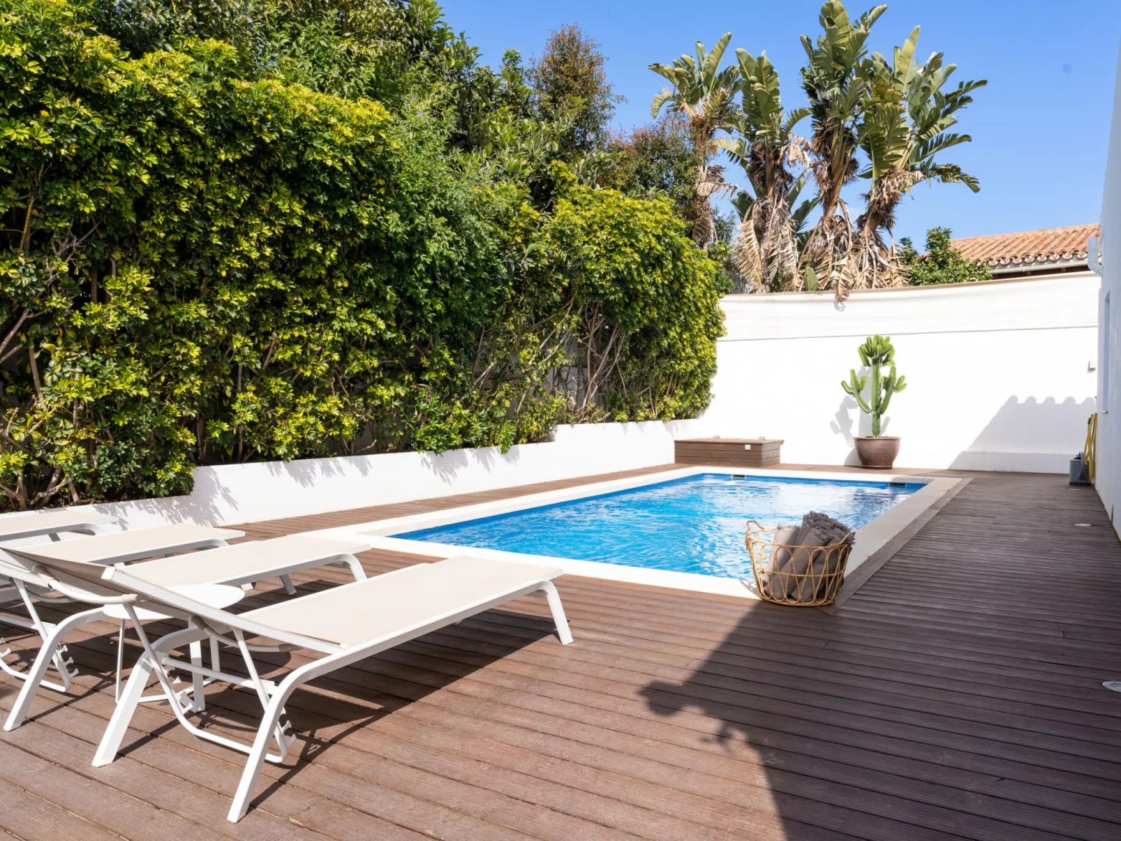 Villa Madrugada, beachside villa in Costabella - Buiten
