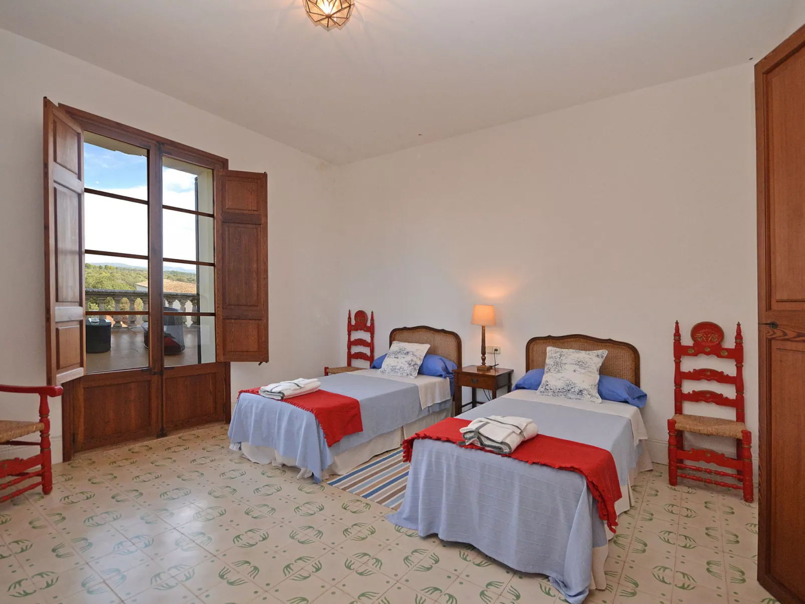 Son Granada - Binnen