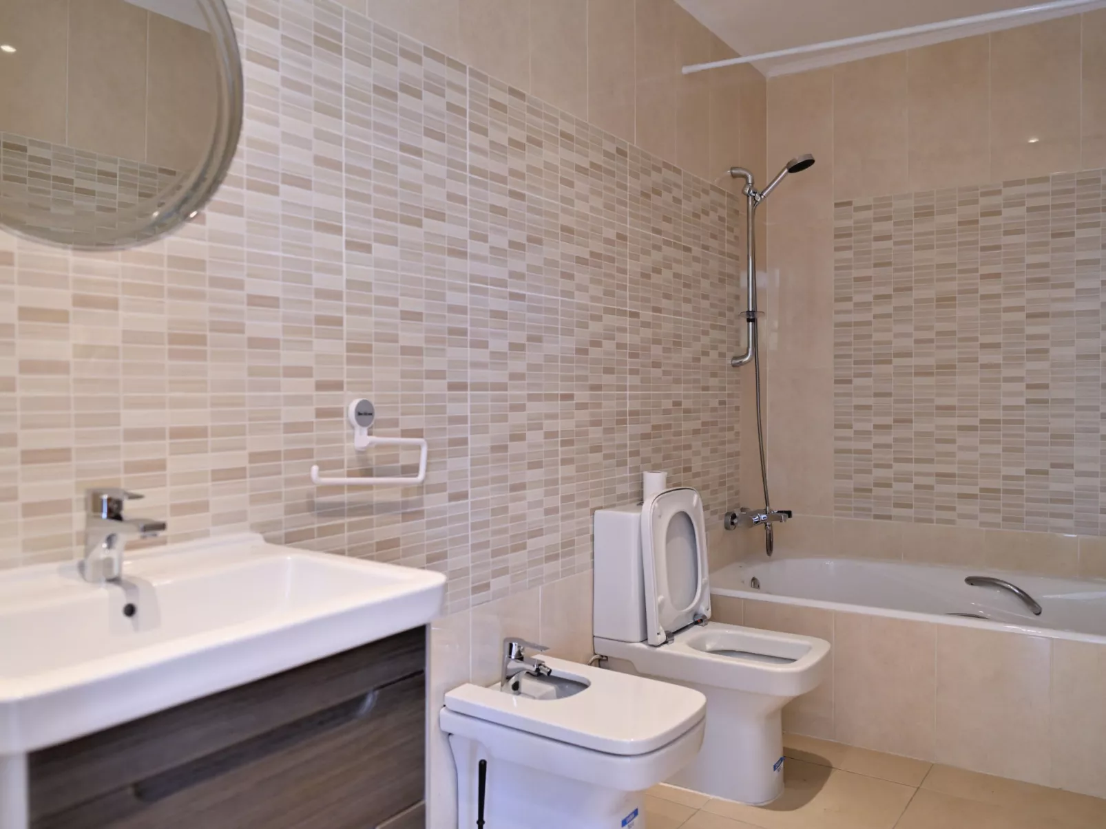 WELCS VILLA MODERNA 031 EMP con Piscina y Vistas - Binnen