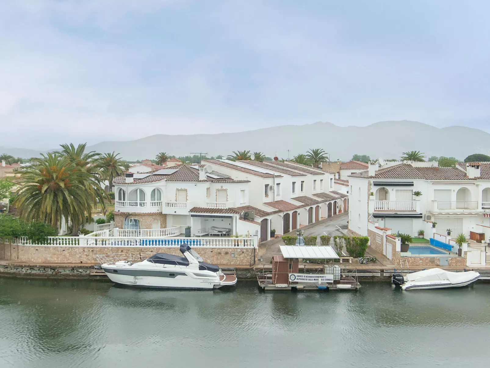 WELCS APARTAMENTO 244 EMP con terraza con vista - Buiten