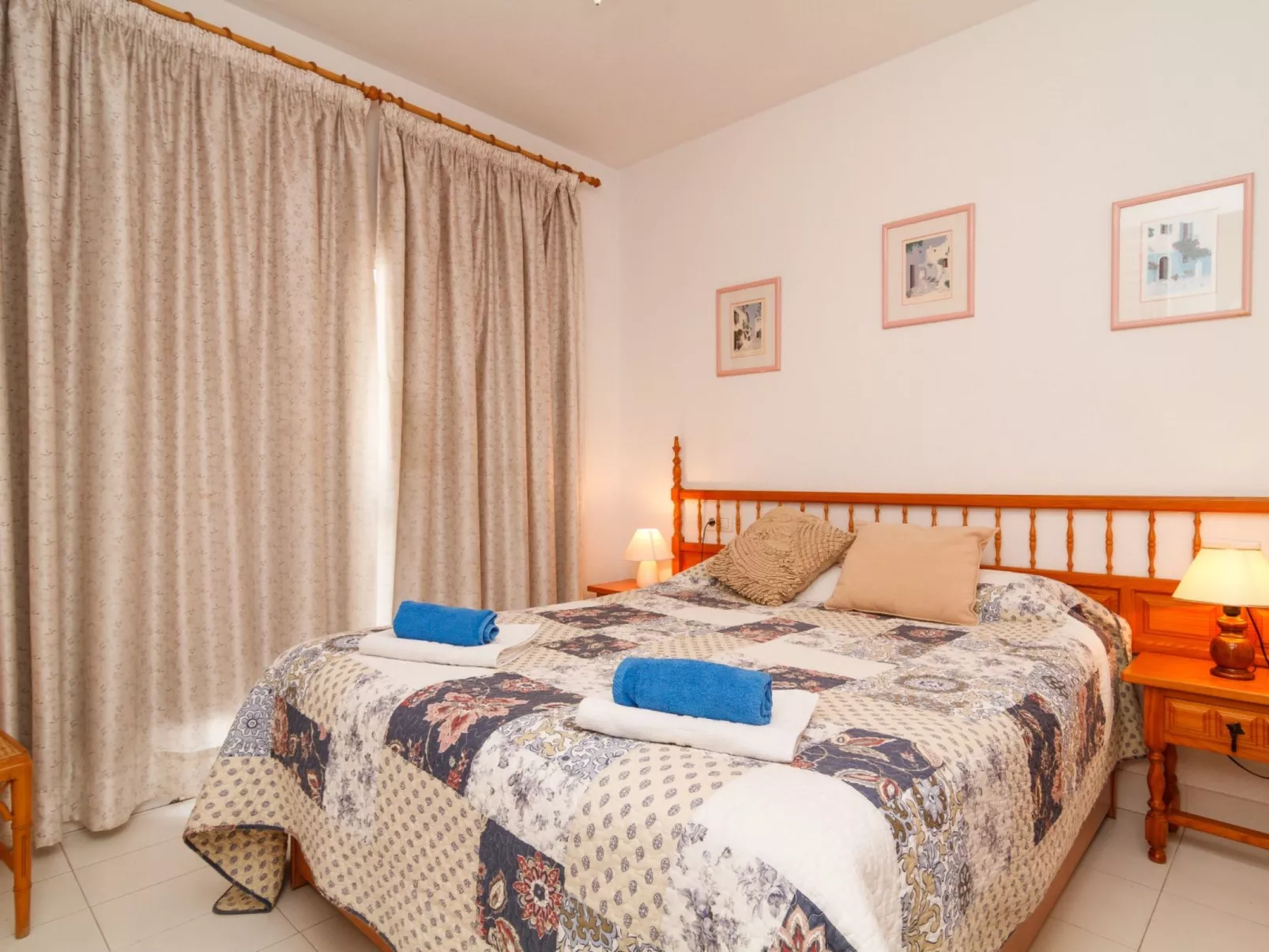 Los Pinos 23 Villas by Casasol - Binnen