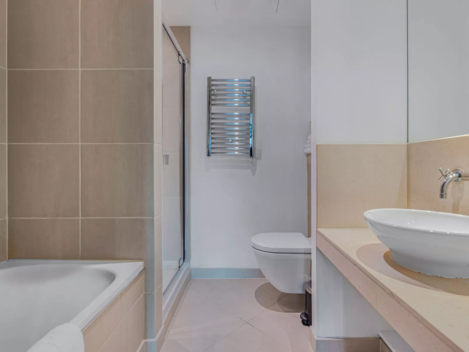 Discovery Apartments - Binnen