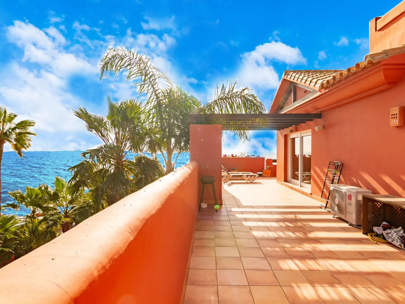 Penthouse Luxury Faro by Casasol - Buiten