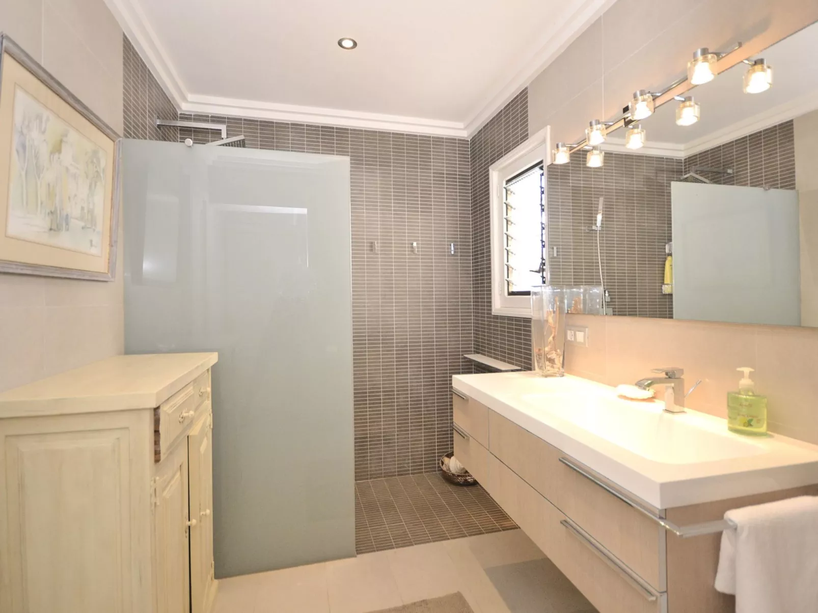 Llenaire - Xata - Binnen