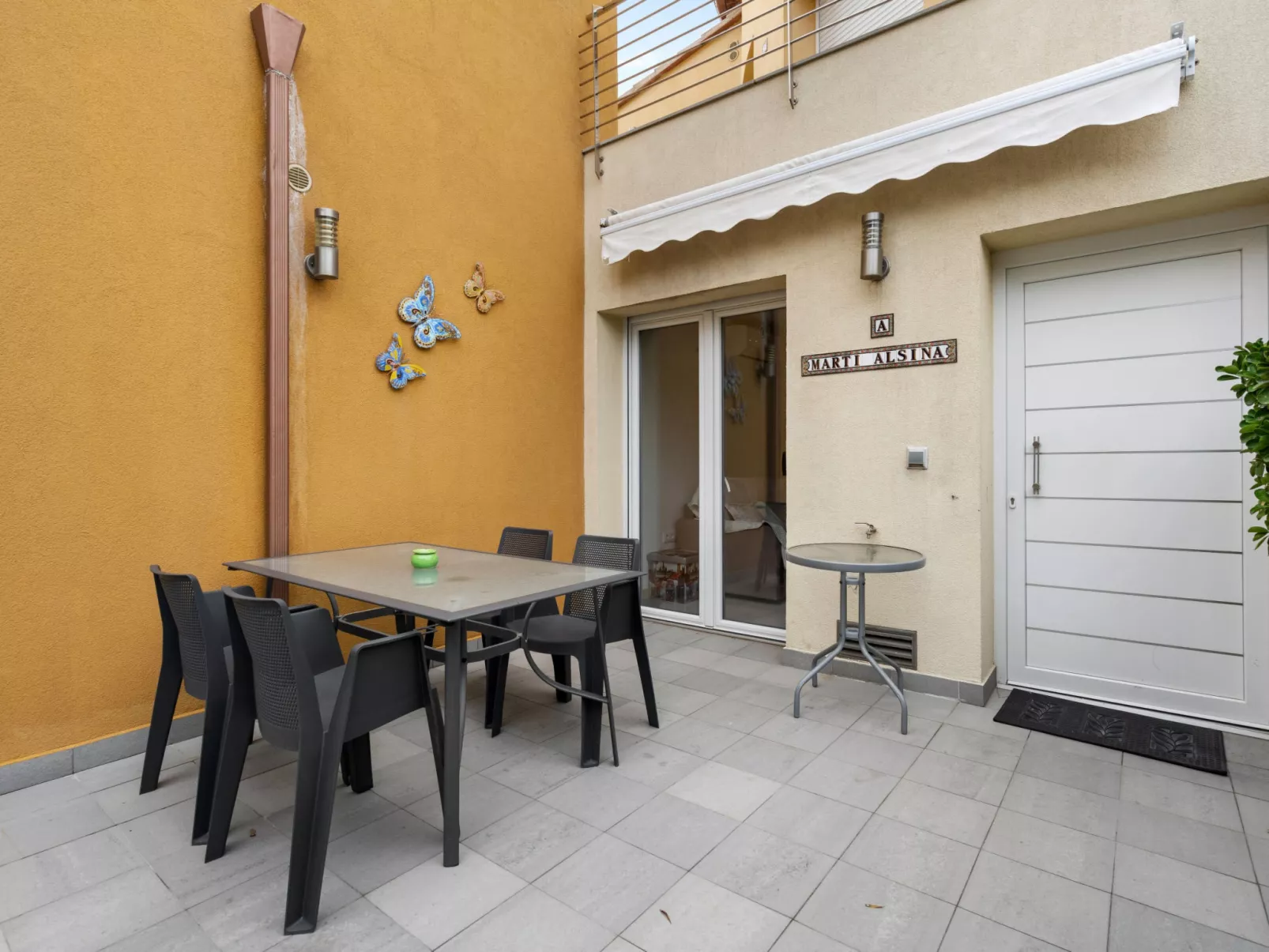 La Vida Sin Limites A EMP - Buiten