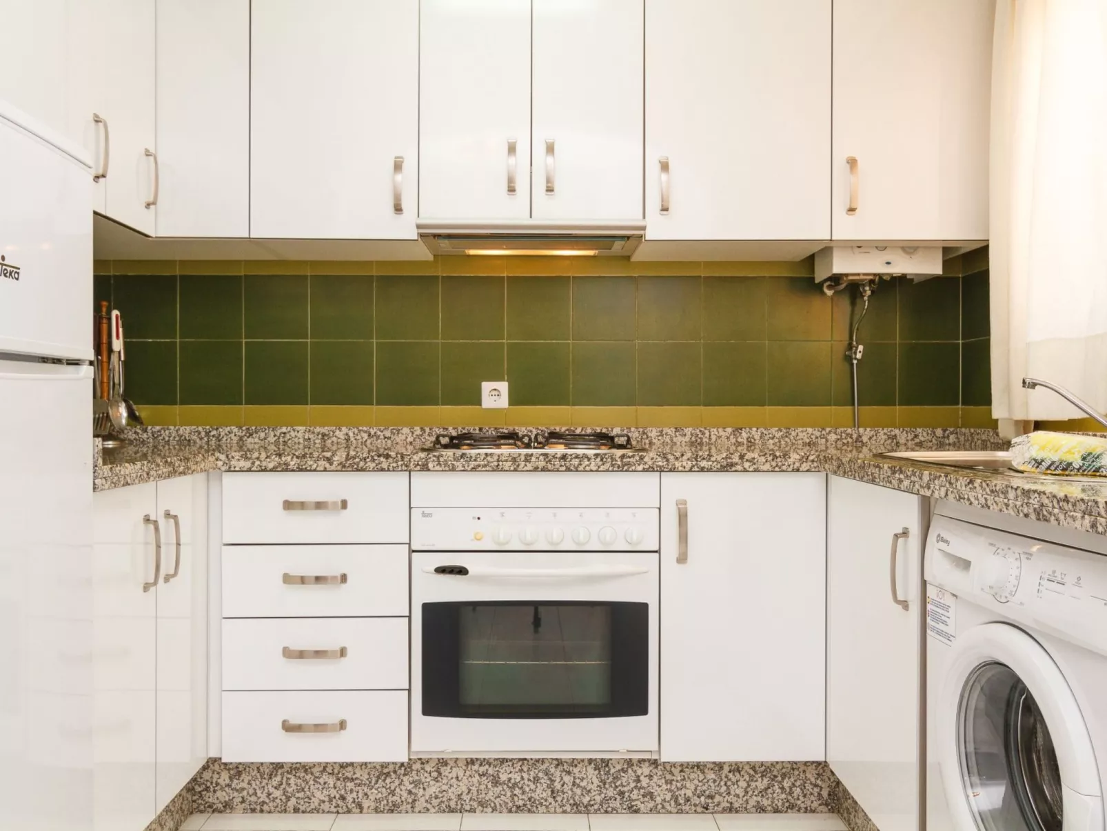 Los Pinos 23 Villas by Casasol - Binnen