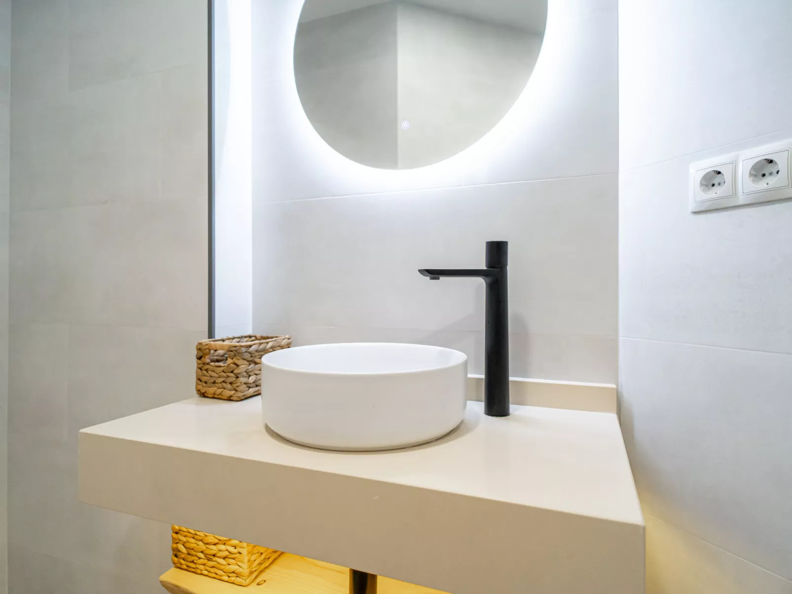 Albaida Seaview by Casasol - Binnen