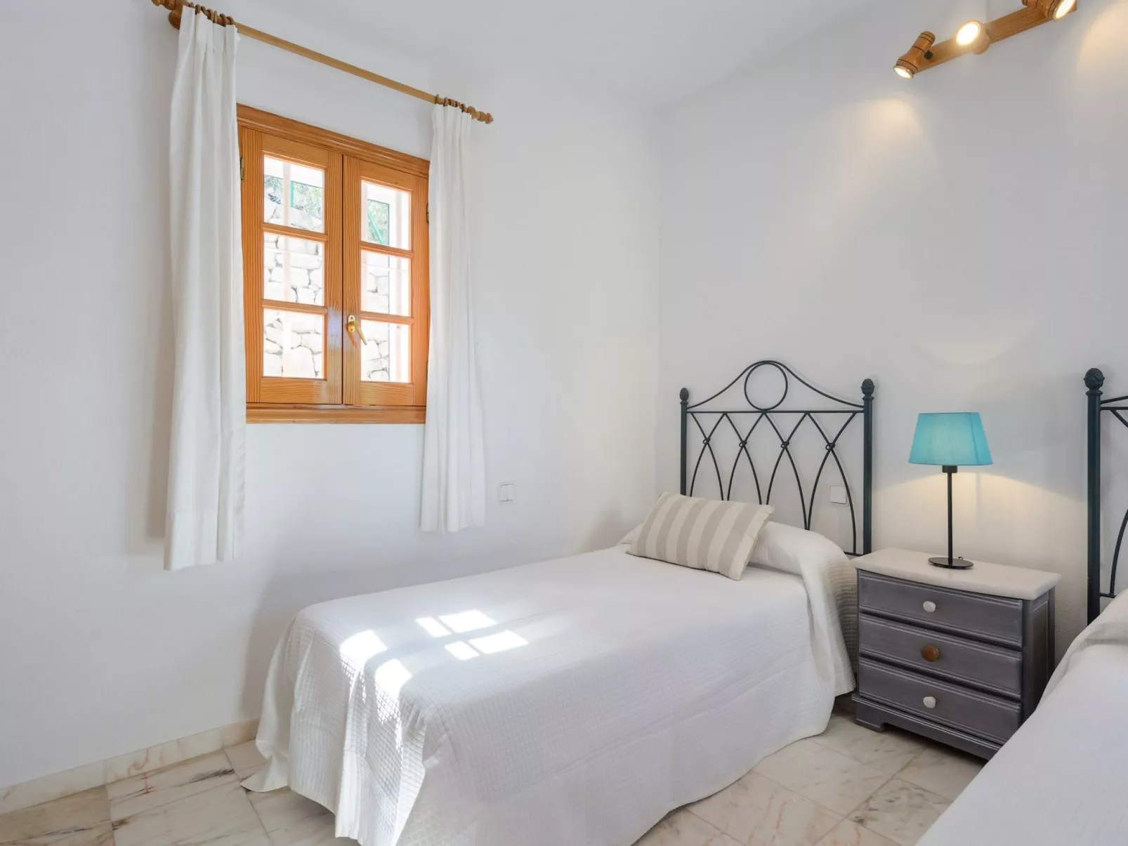 VILLA SA DESCUBERTA - Binnen